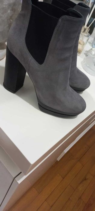 Ghete din piela intoarsa HOGAN 37,5