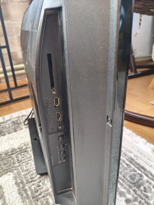 Телевизор TOSHIBA 32"