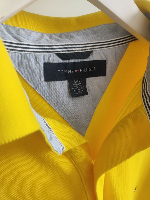 Лимонное поло от Tommy Hilfiger