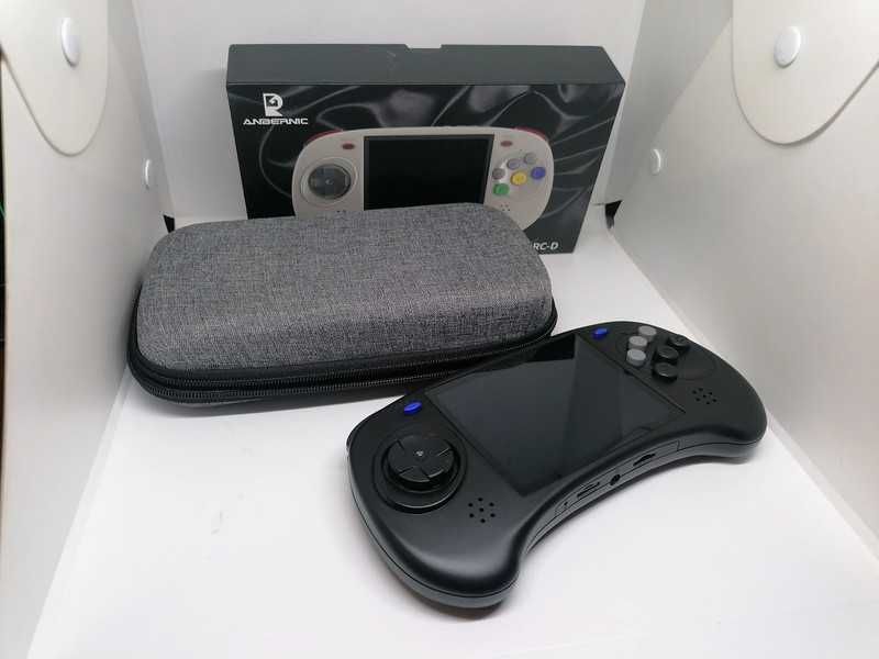 Consola Anbernic RG ARC-D + Husa