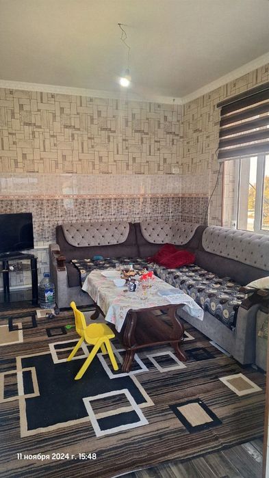 Окку́ргон ш.центр.ховли сотилади булиши.36$ оладигонлар тел килилар.