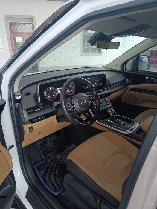 Sroʻchne sotladi kia karnval