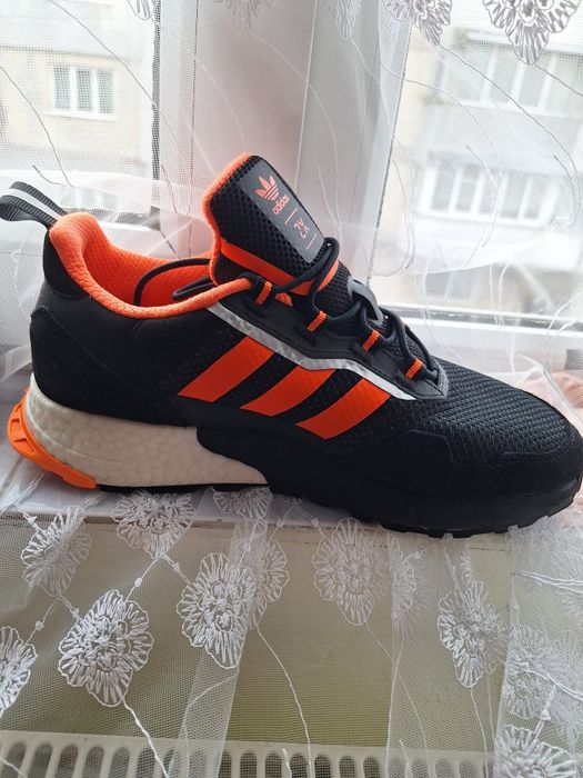 Adidas Originals ZX 1K BOOST Black
Bărbați, Sneakers