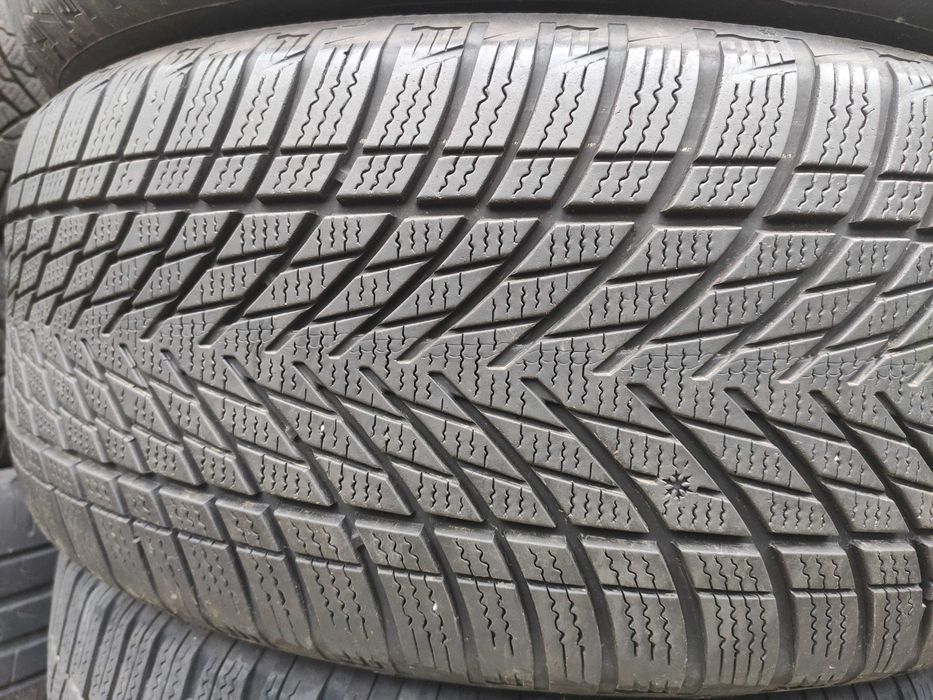 2бр Зимни гуми 245 45 19 - Goodyear - DOT 2023