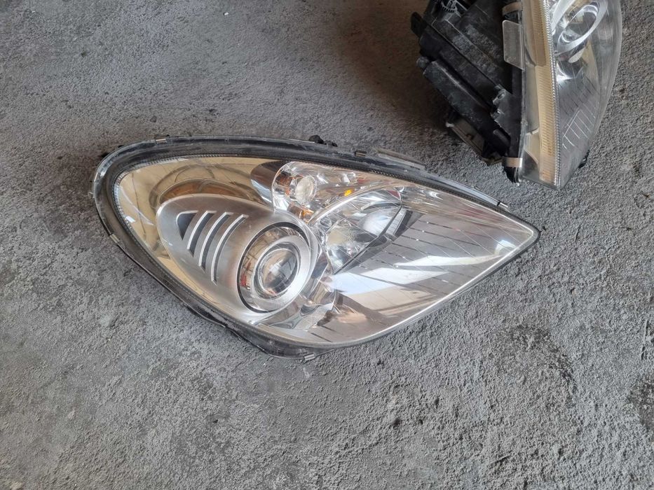 Ляв и десен фар за SLK R171 (2004-2011)