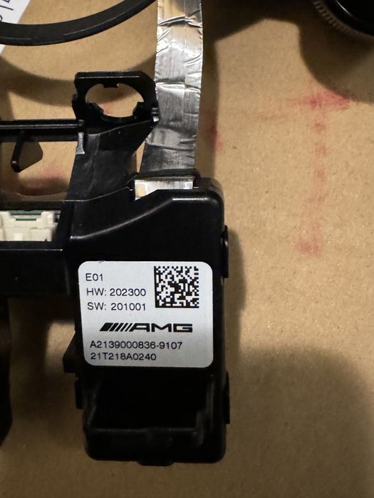 Comenzi butoane race display volan mercedes 2021+