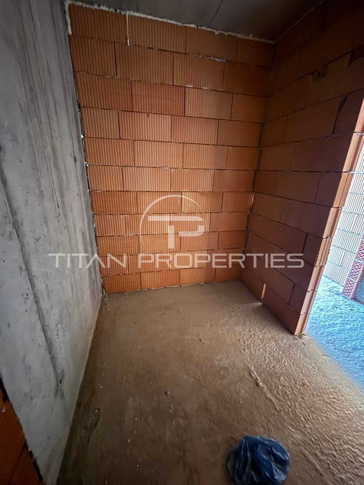 Продава се Тристаен апартамент в Пловдив, Христо Смирненски - 129 кв.м за 1452 €/кв.м - Снимка #9