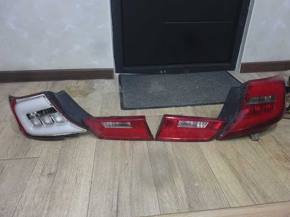 Задний фонарь на камри 50