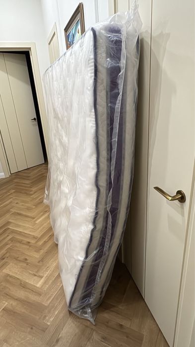 Матрас б/у отличное состояние