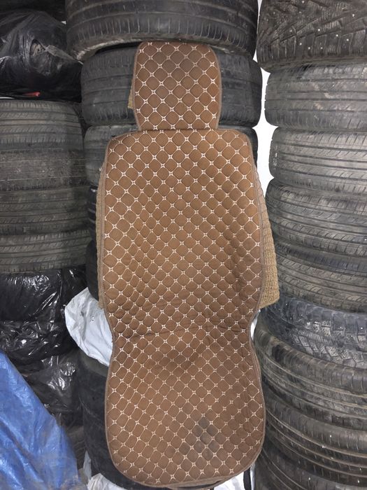 Чехлы на авто.