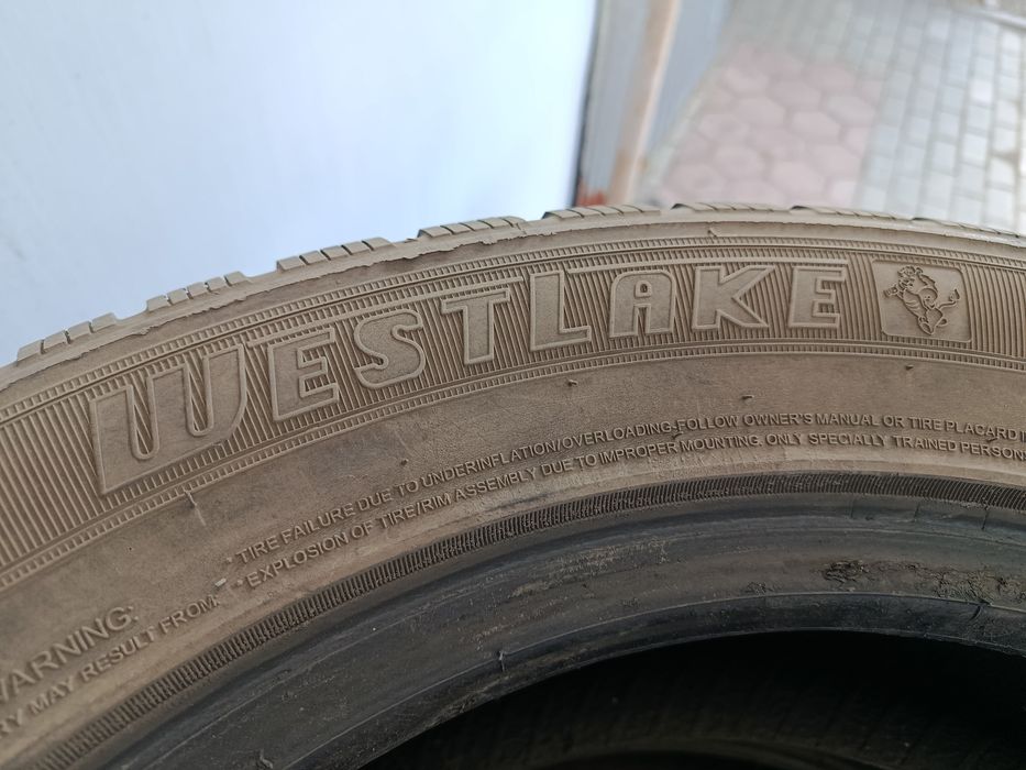 Шины зимние б/у.