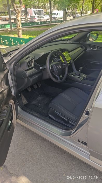 HONDA Civic 2019 — imagine 4