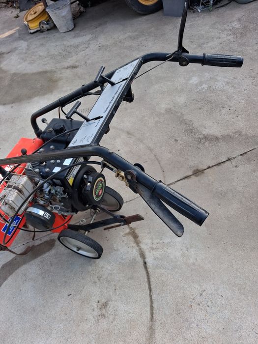 Продавам мотофреза