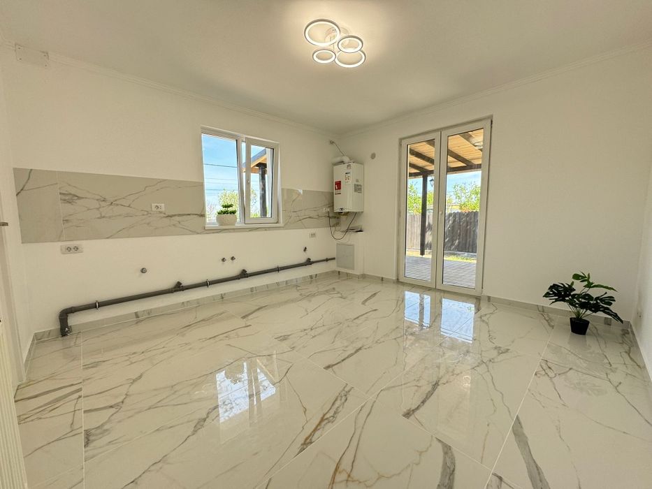 Casa zona Bucium-Paun recent renovata