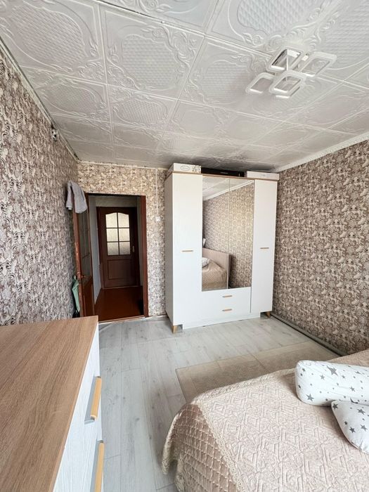 Продам дом 8 соток.