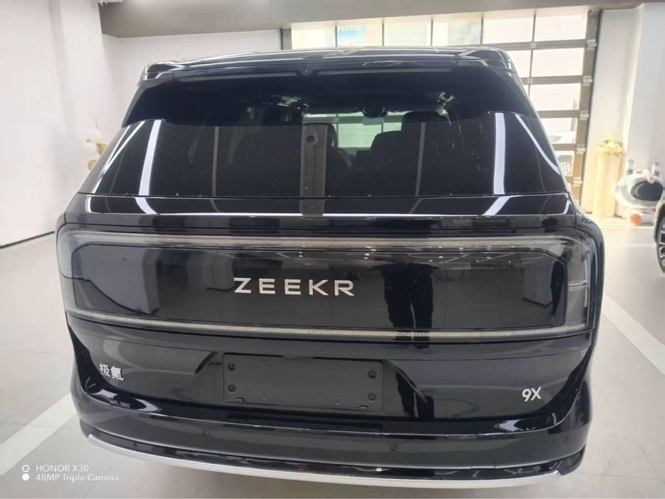 Zeekr 9X Ultra 70kw 15 kunda keladi