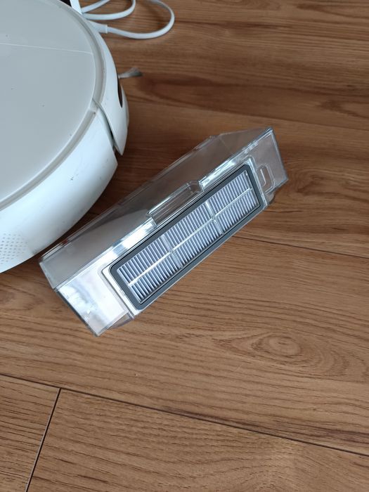 Робот за сухо и мокро почистване Xiaomi + подарък