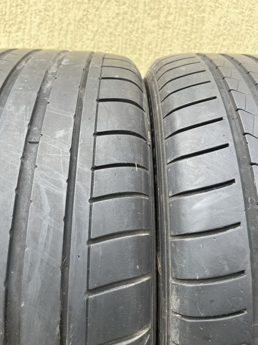 2 бр. летни гуми 275/40/19 Dunlop RSC 5 mm DOT 4117