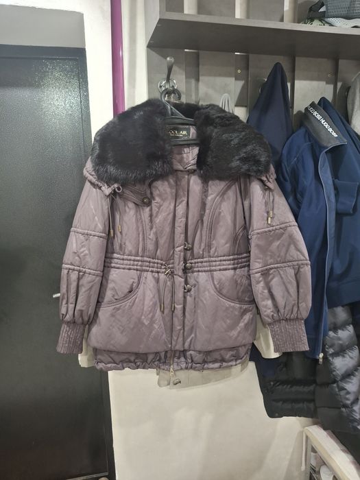 Сро,но продам почти новые куртки