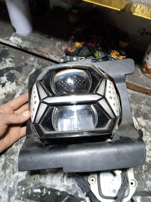 Vosvagin oldi ung tomon fara  korpisi yuq qolgan xamma narsasi bor