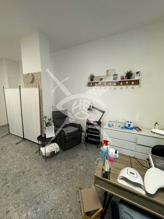 Продава се Офис в Бургас, Зорница - 40 кв.м за 1575 €/кв.м - Снимка #6