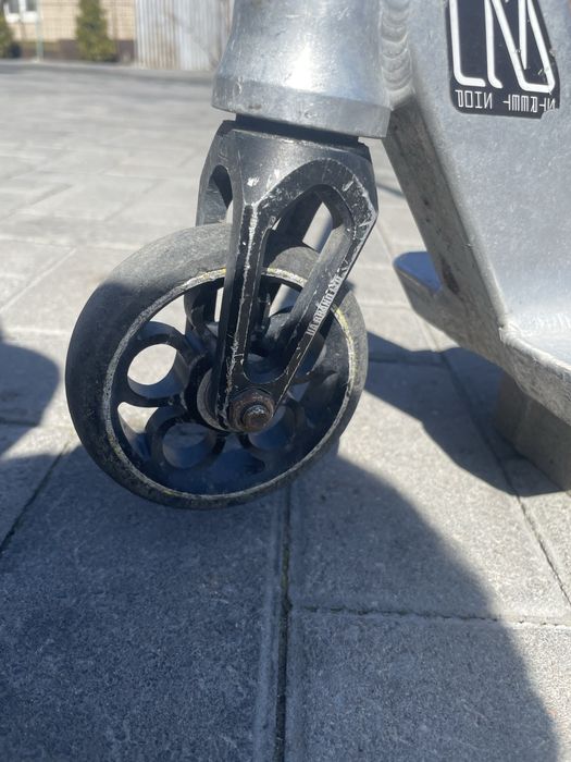 Трюковой самокат