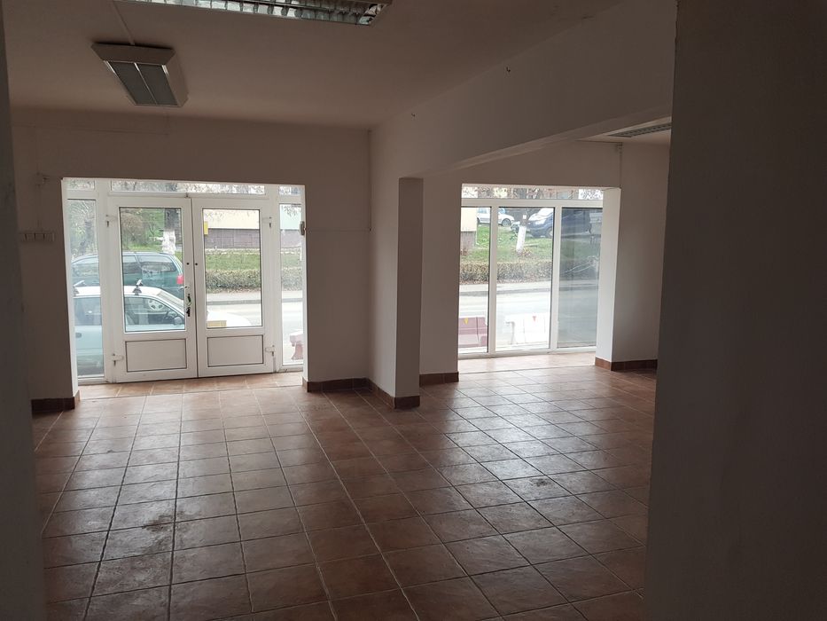Saptiu comercial de inchiriat in Dej