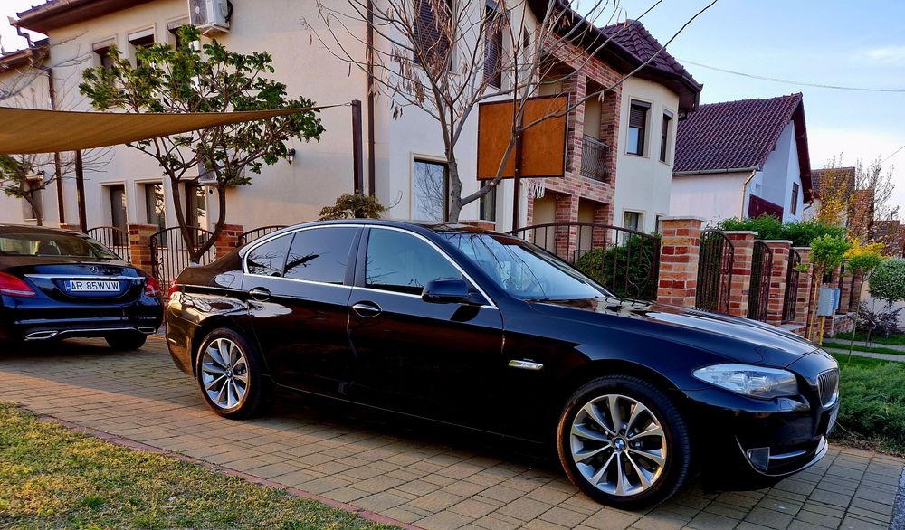 BMW Seria 5,  bi-turbo, 218cp