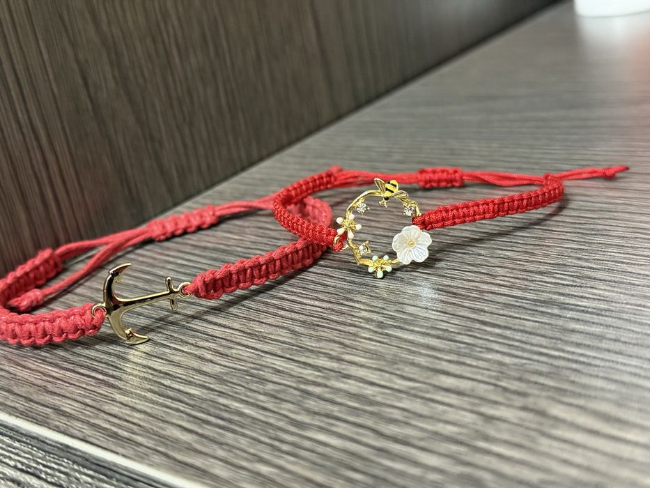 Дамска и мъжка гривна с послание