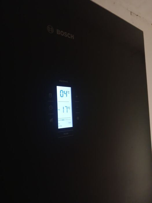Холодильник BOSCH