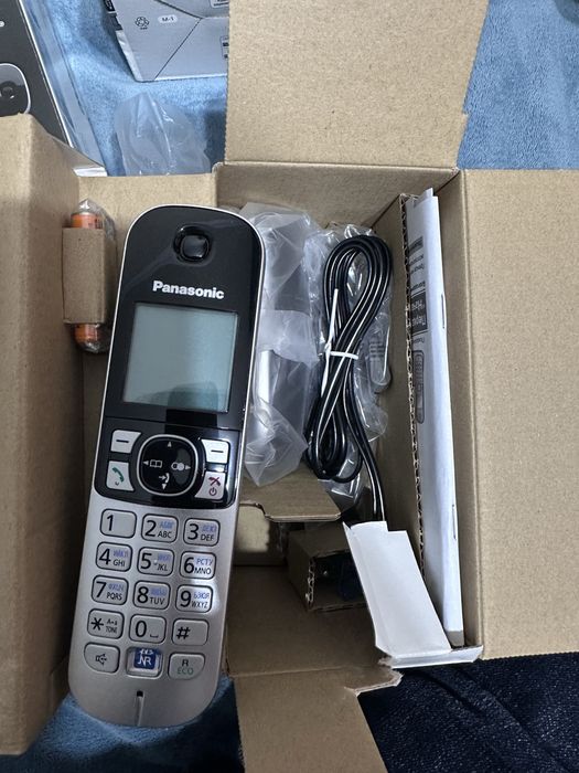 Panasonic KX-TG6811RU