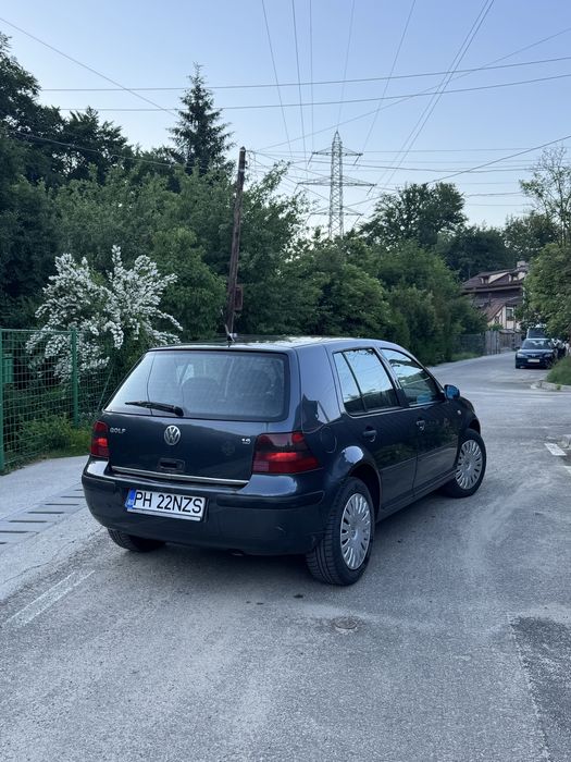 VOLKSWAGEN Golf 2002 — imagine 4