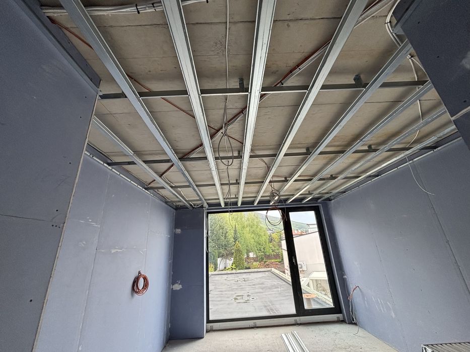 Вътрешни Ремонти