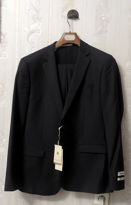 Костюм мужской, классический.