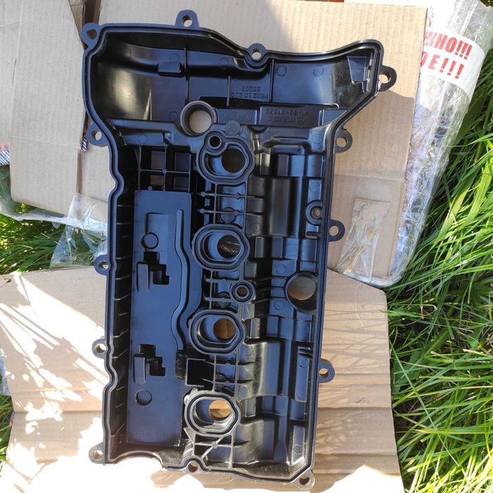 Клапанная крышка головки блока цилиндров Mazda CX-5