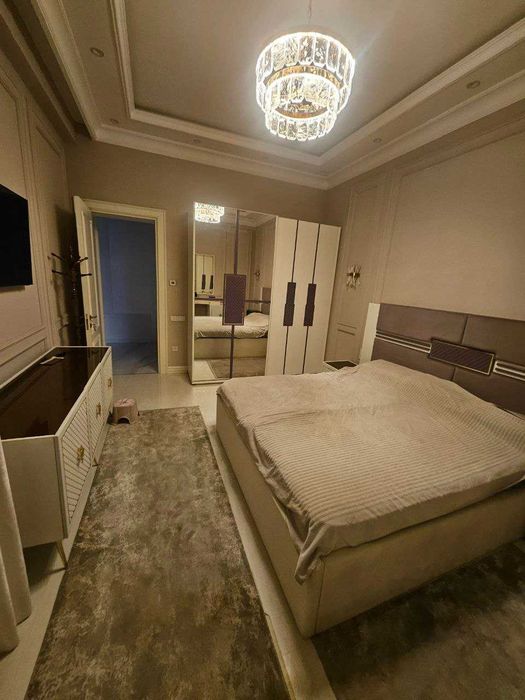 Дом в стиле неоклассика — Мирзо Улугбекский район, махалля Амир Темур