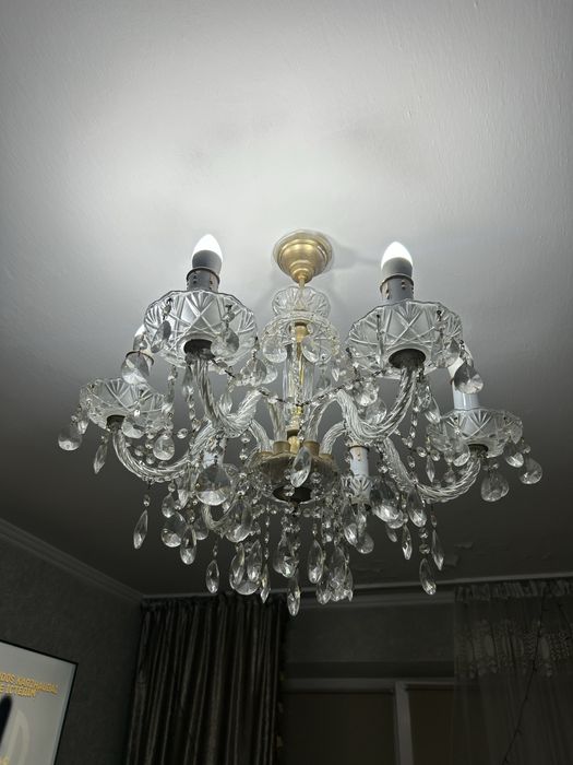 Продам 4 люстры за 10000тг