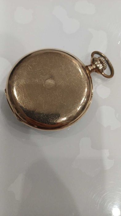 Златен Часовник Зенит 14.к