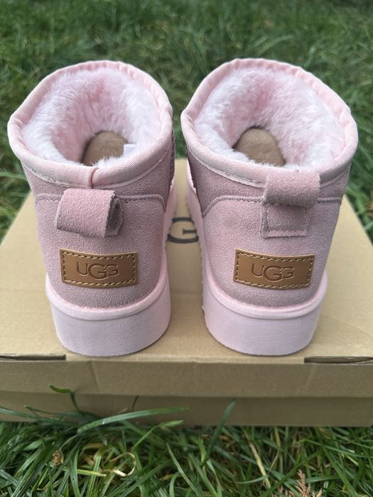 UGG Clasic Mini / Roz & Pink / Calitate Premium / 2026 / 38
