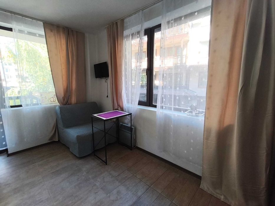 Дава се под наем Едностаен апартамент в Банско - 30 кв.м за 350 € - Снимка #2