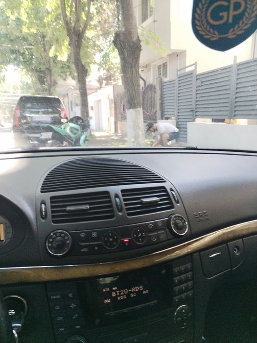 MERCEDES-BENZ E-Class 2003 — imagine 5