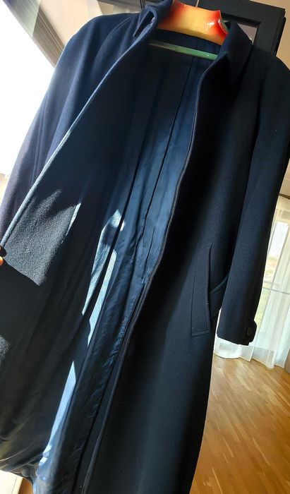 Palton din lână, captusit, barbatesc, lung, culoare bleumarin.
