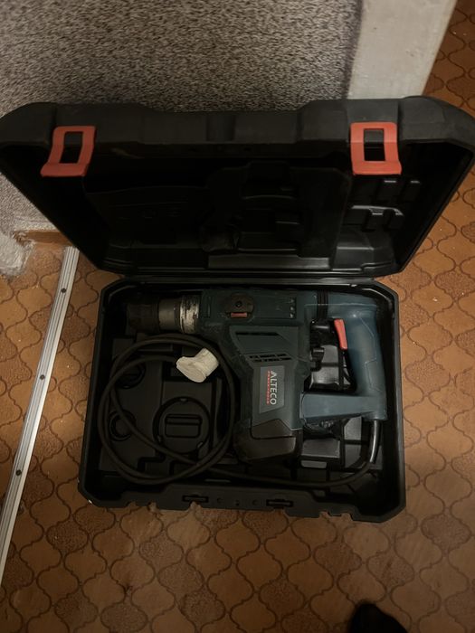 Продам перфоратор алтеко