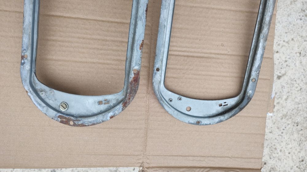 Rame suporti  faruri Dacia 1300,originale