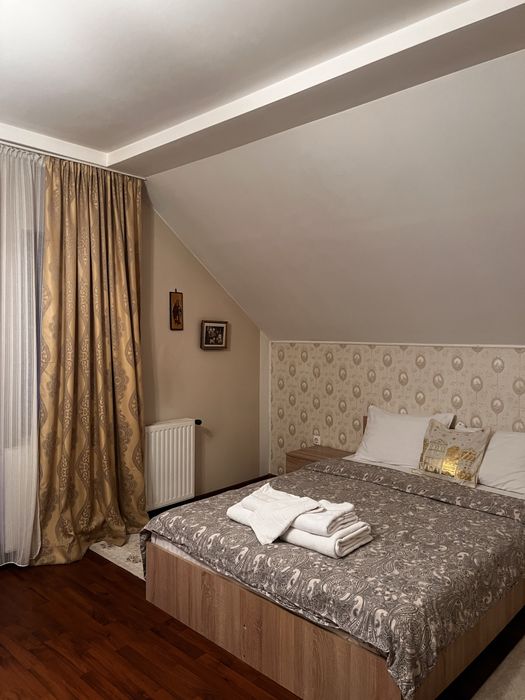 Pat cu noptiere si saltea