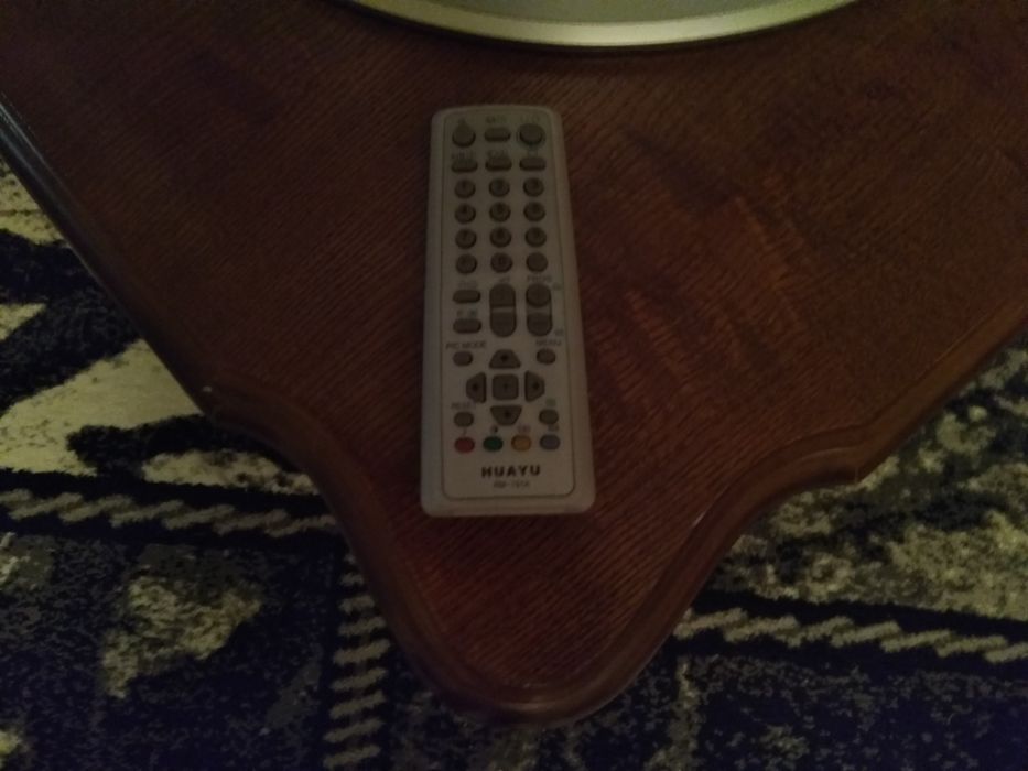 Продам телевизор