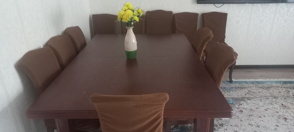 Продам стол со стульми