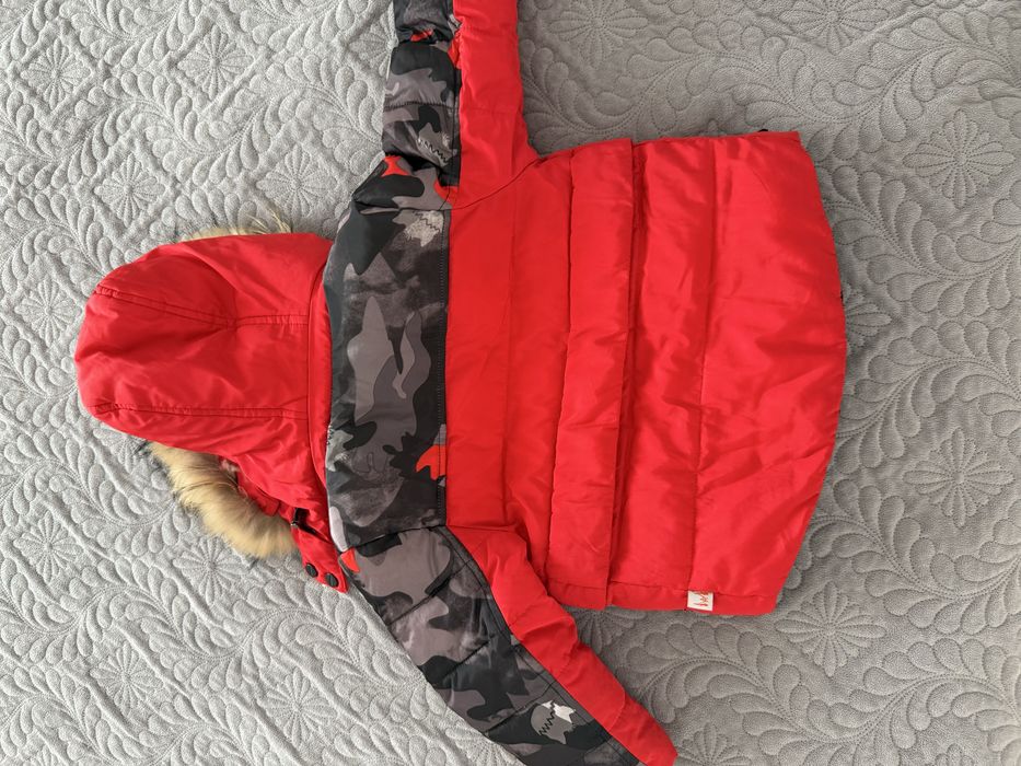 Продается комбинезон на 74 см