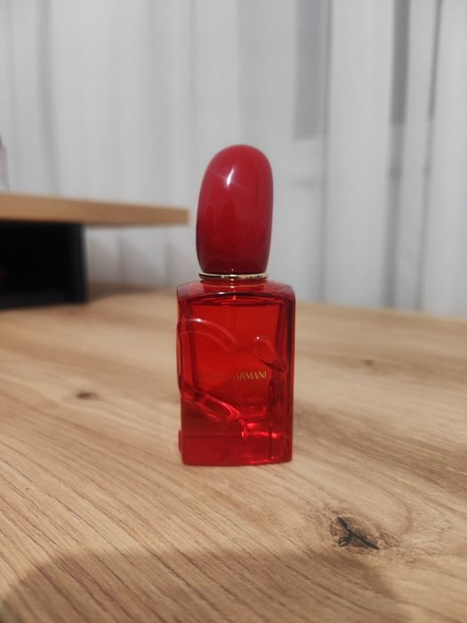 Оригинален парфюм Armani si passione red musk