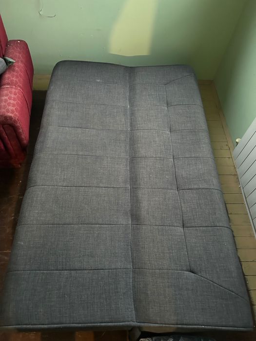 Разтегателен диван